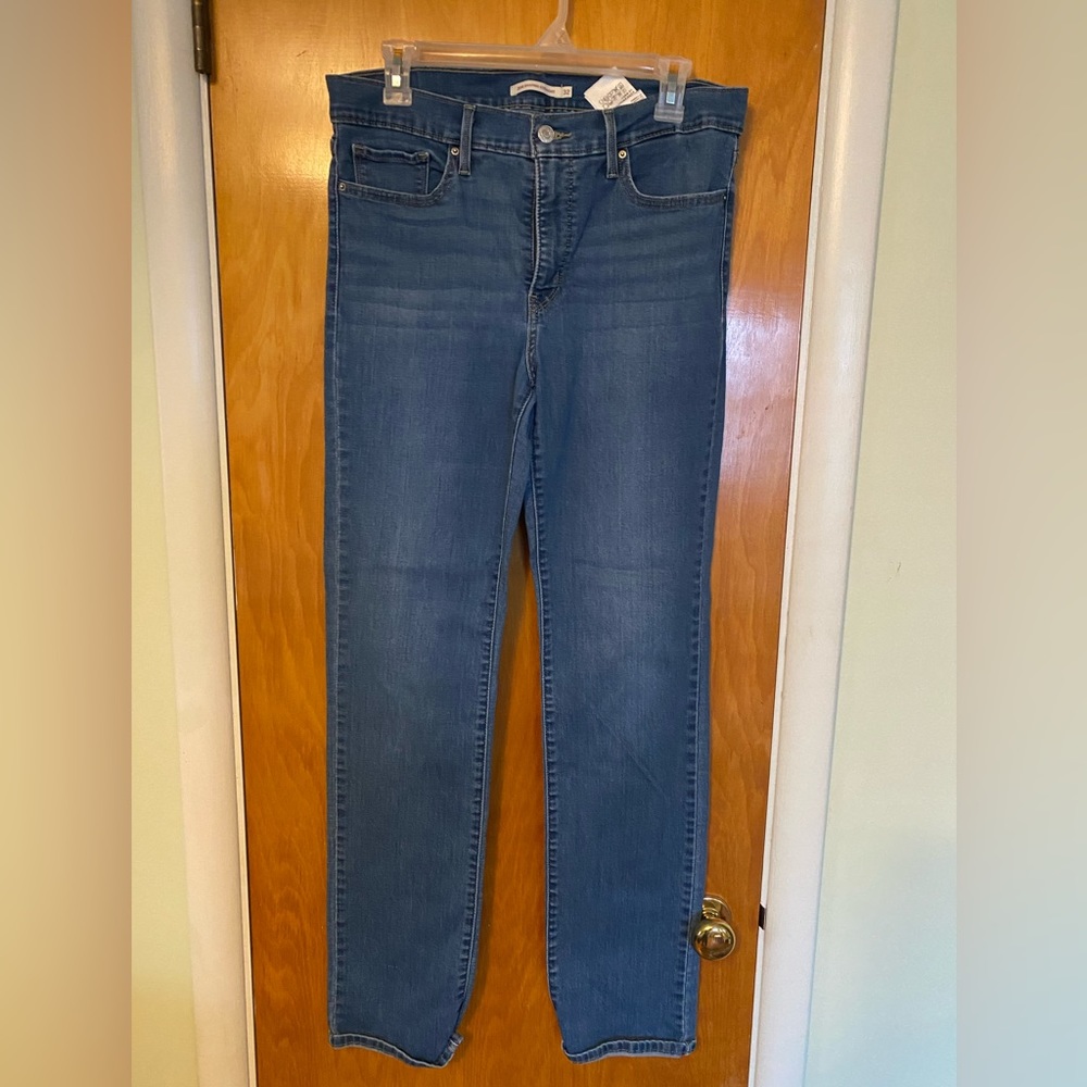 Levi jeans.  32x34